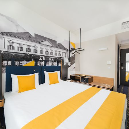 D8 Hotel Βουδαπέστη Εξωτερικό φωτογραφία