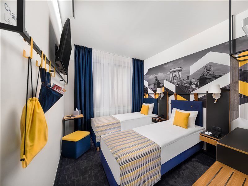 D8 Hotel Βουδαπέστη Εξωτερικό φωτογραφία