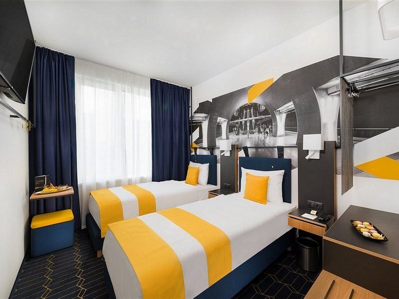 D8 Hotel Βουδαπέστη Εξωτερικό φωτογραφία